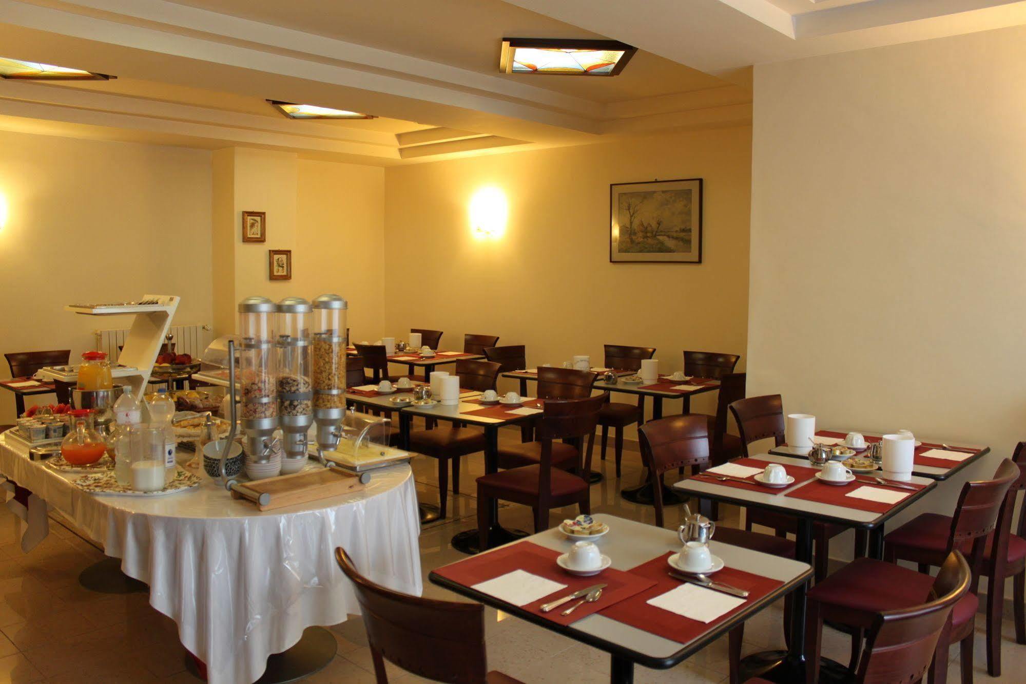 Hotel Stella Рапалло Экстерьер фото