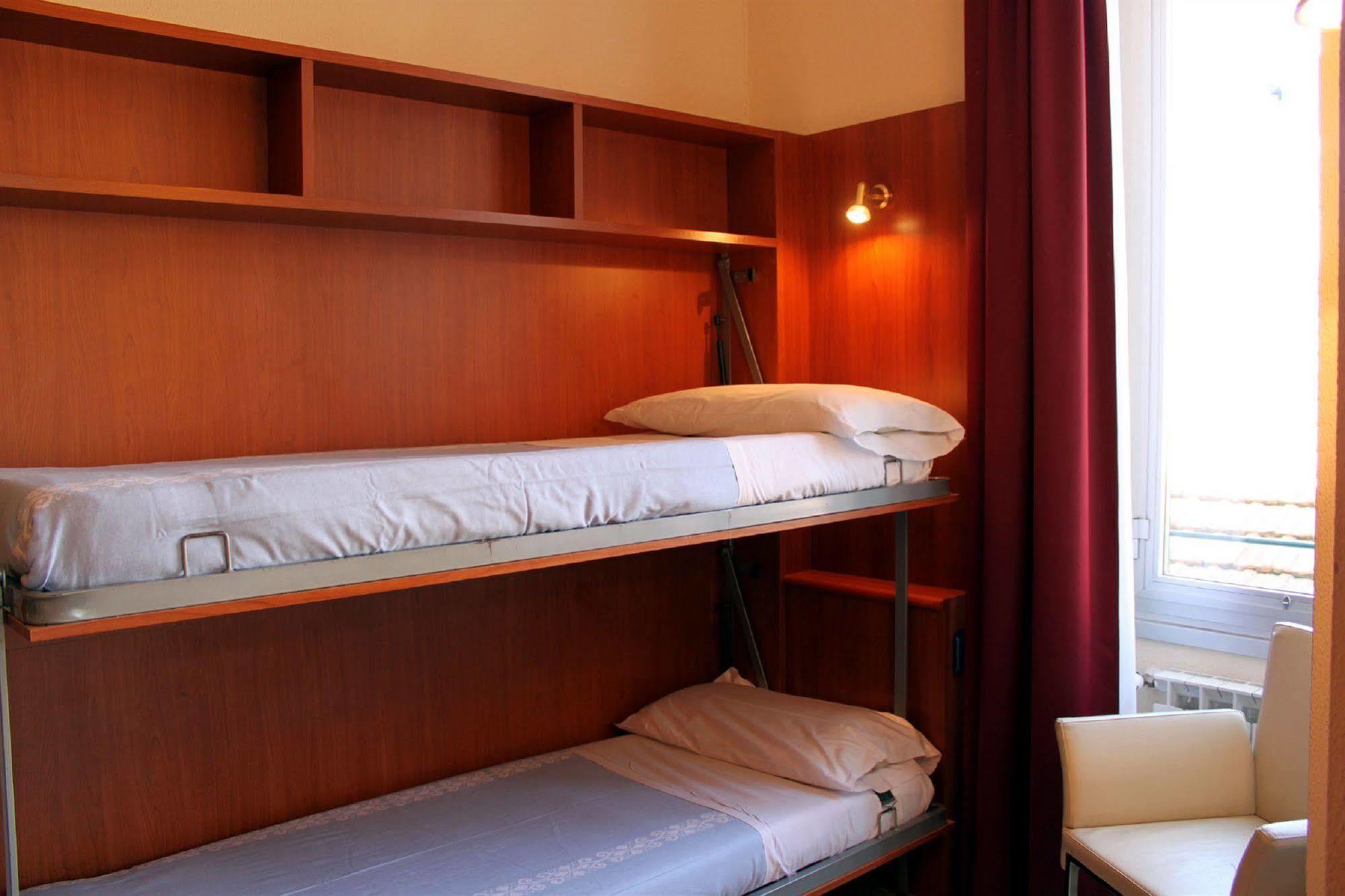 Hotel Stella Рапалло Экстерьер фото